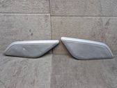 Centre console side trim front