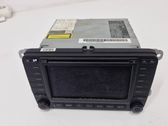 Radio / CD-Player / DVD-Player / Navigation