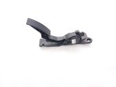 Accelerator throttle pedal