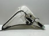 Windshield washer fluid reservoir/tank