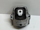 Engine mount bracket