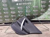 Moldura del tarjetero de la puerta trasera