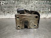 Serrure de porte avant