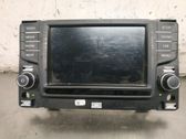 Radio / CD-Player / DVD-Player / Navigation