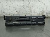 Radio / CD-Player / DVD-Player / Navigation