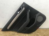 Moldura del tarjetero de la puerta trasera