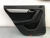 Moldura del tarjetero de la puerta trasera