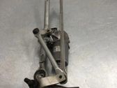 Tringlerie et moteur d'essuie-glace avant