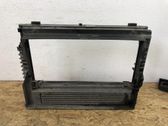 Support de radiateur sur cadre face avant