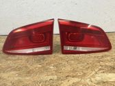 Tailgate rear/tail lights