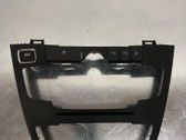 Radio/GPS head unit trim