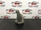 Engine mounting bracket
