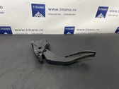 Accelerator throttle pedal