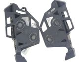 Front bumper mounting bracket