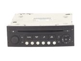 Radio / CD-Player / DVD-Player / Navigation