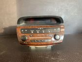Radio/CD/DVD/GPS-pääyksikkö