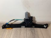 Regulador de puerta delantera con motor