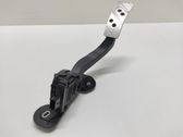 Accelerator throttle pedal