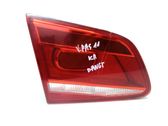 Tailgate rear/tail lights