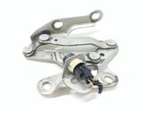 Engine bonnet/hood hinges
