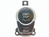 Bouton poussoir de démarrage du moteur
