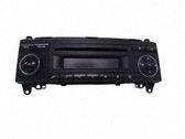 Radio / CD-Player / DVD-Player / Navigation