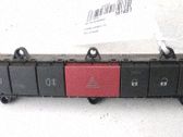 Botón interruptor de luz de peligro