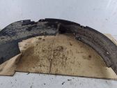 Front wheel arch liner splash guards