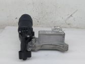 Oil filter mounting bracket