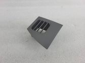 Moldura protectora de la rejilla de ventilación lateral del panel