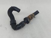 Tuyau de liquide de refroidissement moteur
