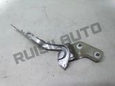 Engine bonnet/hood hinges