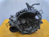 Manual 5 speed gearbox