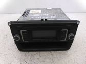 Radio / CD-Player / DVD-Player / Navigation