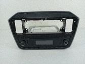 Radio / CD-Player / DVD-Player / Navigation