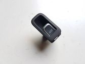 Tailgate/boot open switch button