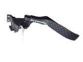 Accelerator throttle pedal