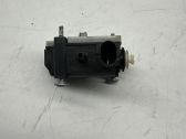 Fuel tank cap lock motor