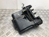 Autres pièces compartiment moteur