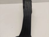 Accelerator throttle pedal