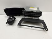 Radio/CD/DVD/GPS head unit