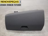 Glove box