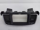 Radio/GPS head unit trim