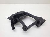 Rear bumper mounting bracket