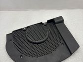 Subwoofer-bassoelementin etusäleikkö/lista