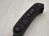 Steering wheel buttons/switches