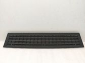 Grille d'aération centrale
