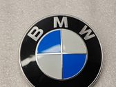 Manufacturer badge logo/emblem