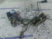 Cerradura de puerta delantera