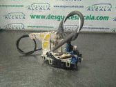 Cerradura de puerta delantera